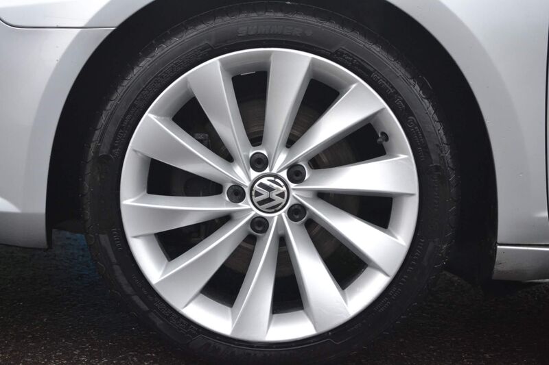 VOLKSWAGEN CC