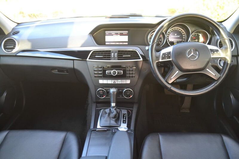 View MERCEDES-BENZ C CLASS 2.1 C220 CDI BlueEfficiency Executive SE G-Tronic+ Euro 5 (s/s) 4dr