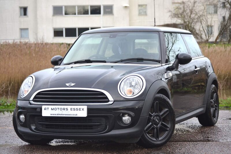 MINI HATCH