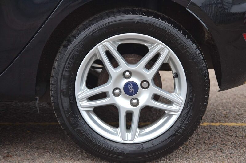 FORD FIESTA