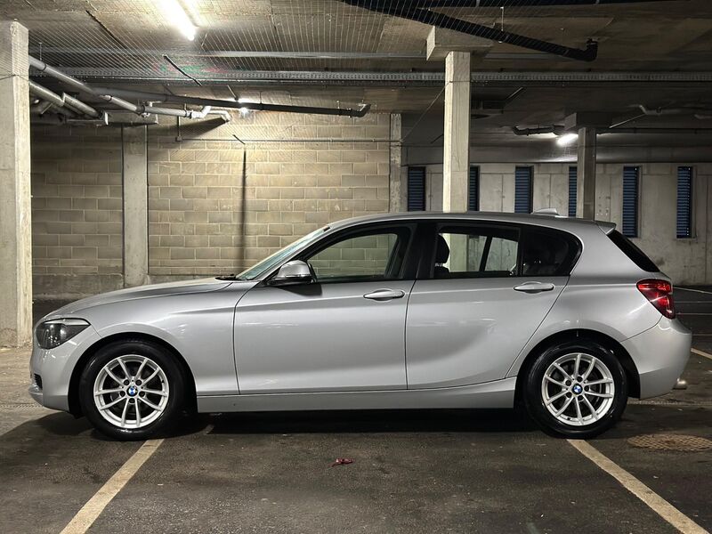 BMW 1 SERIES