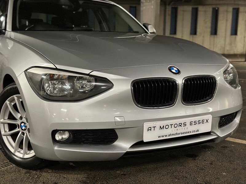 BMW 1 SERIES