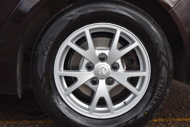 VAUXHALL INSIGNIA