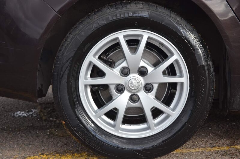 VAUXHALL INSIGNIA