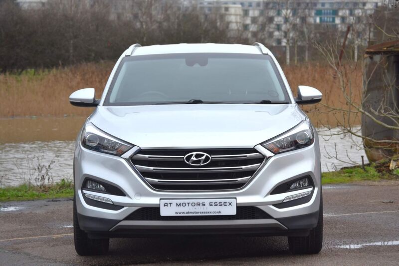 View HYUNDAI TUCSON 1.7 CRDi Blue Drive SE Nav Euro 6 (s/s) 5dr