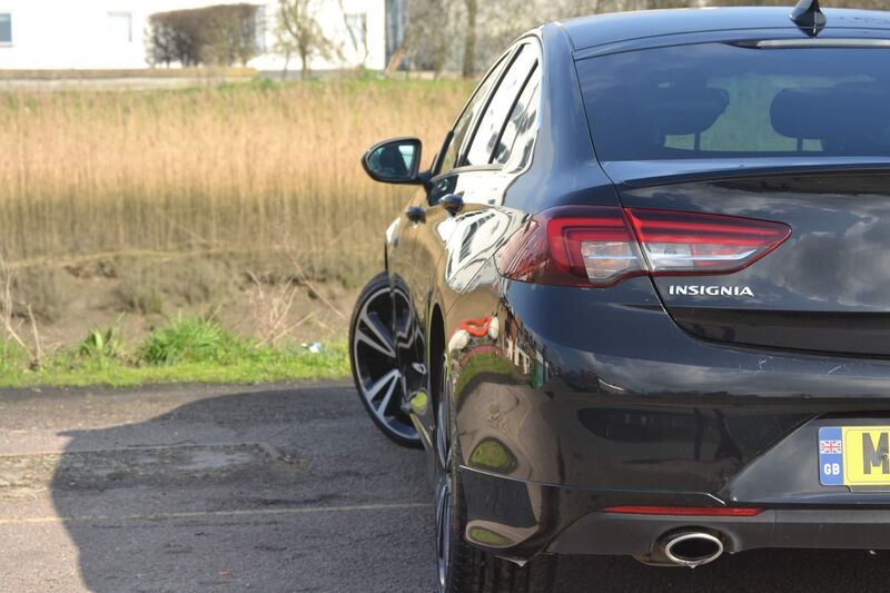 VAUXHALL INSIGNIA