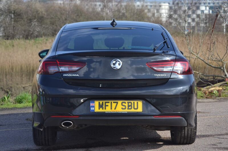 VAUXHALL INSIGNIA