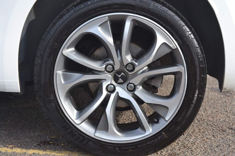 DS AUTOMOBILES DS 4