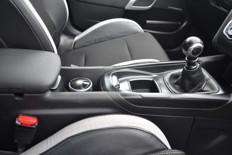 DS AUTOMOBILES DS 4