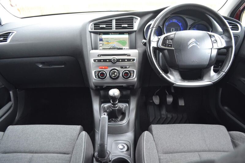 View CITROEN C4 1.2 PureTech Flair Euro 6 (s/s) 5dr