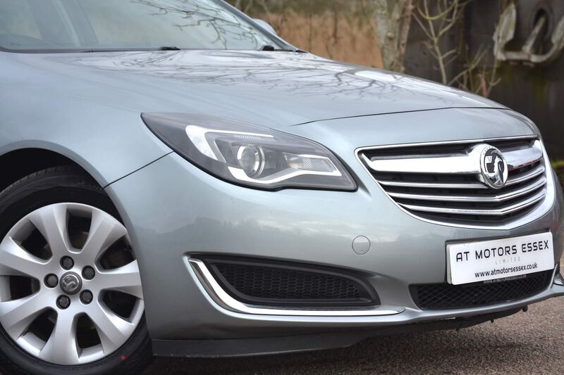 VAUXHALL INSIGNIA