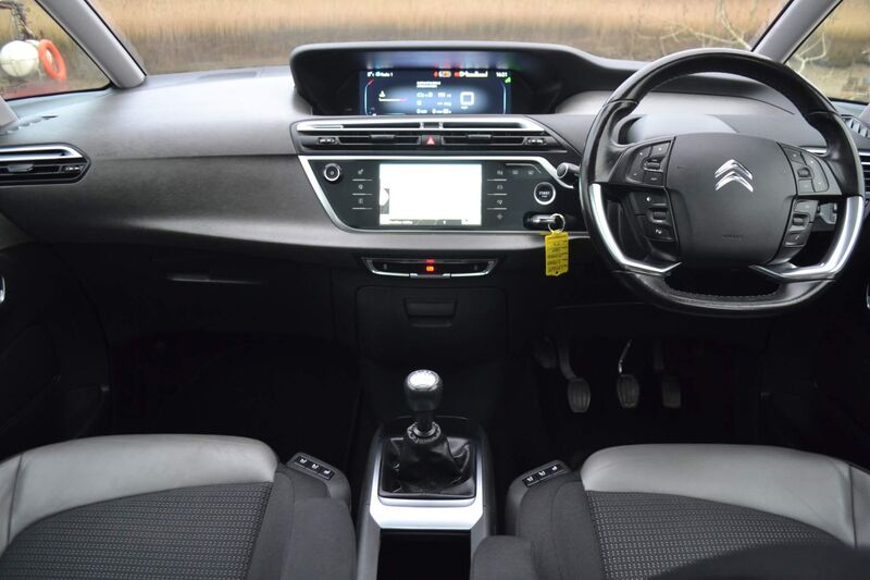 View CITROEN C4 PICASSO 1.6 e-HDi Exclusive+ Euro 5 (s/s) 5dr