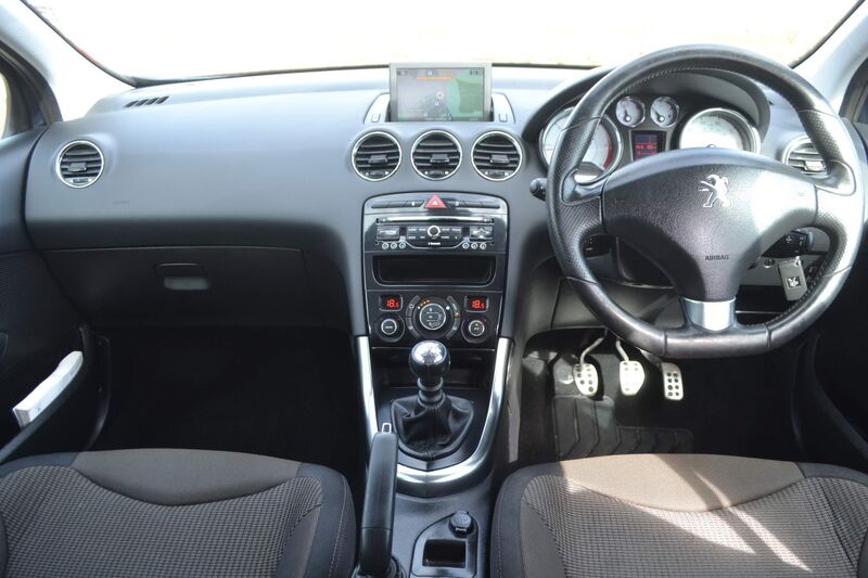 View PEUGEOT 308 1.6 e-HDi Active Euro 5 (s/s) 5dr