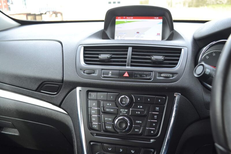 VAUXHALL MOKKA