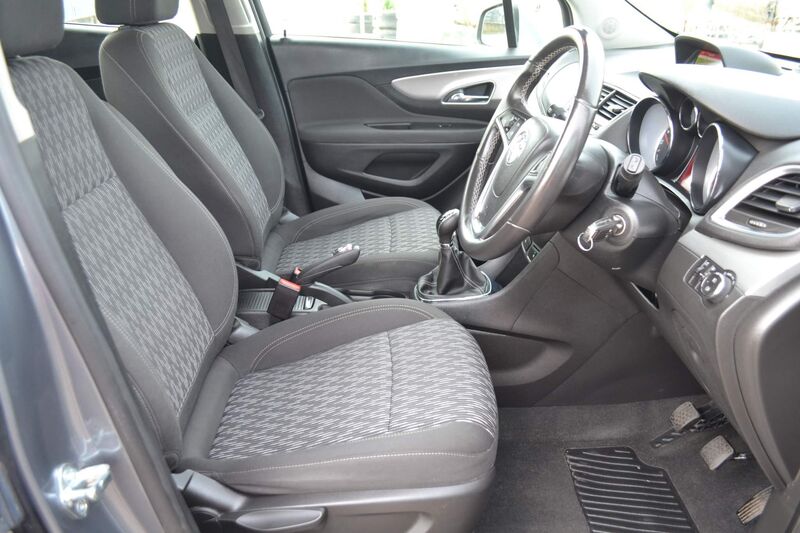 VAUXHALL MOKKA