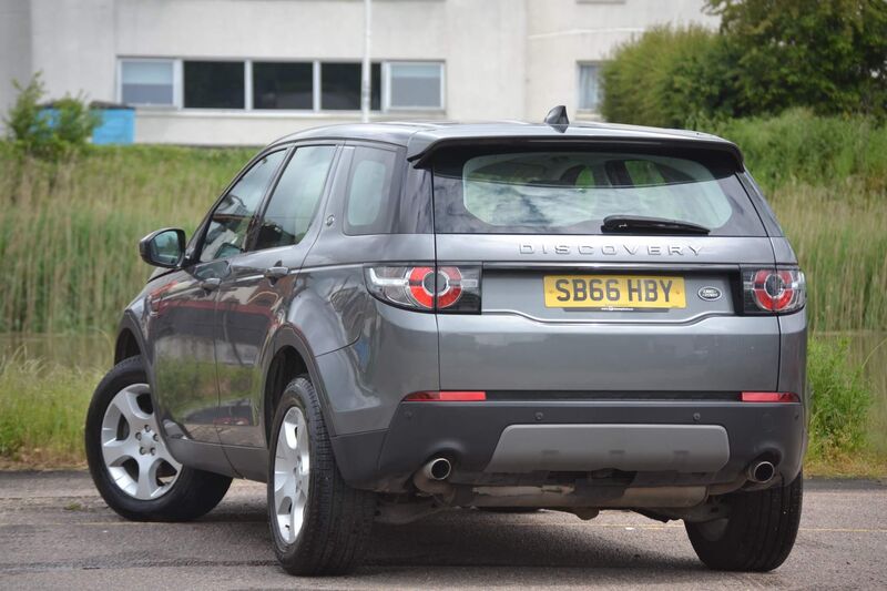LAND ROVER DISCOVERY SPORT