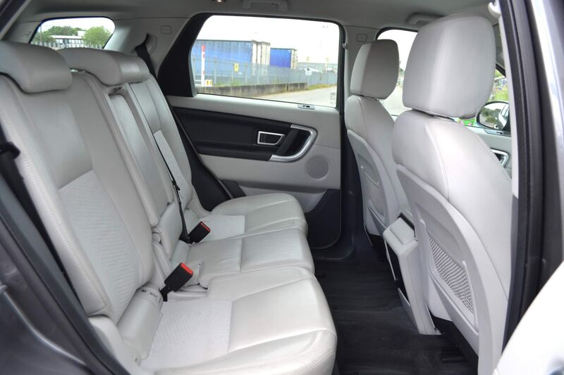 LAND ROVER DISCOVERY SPORT