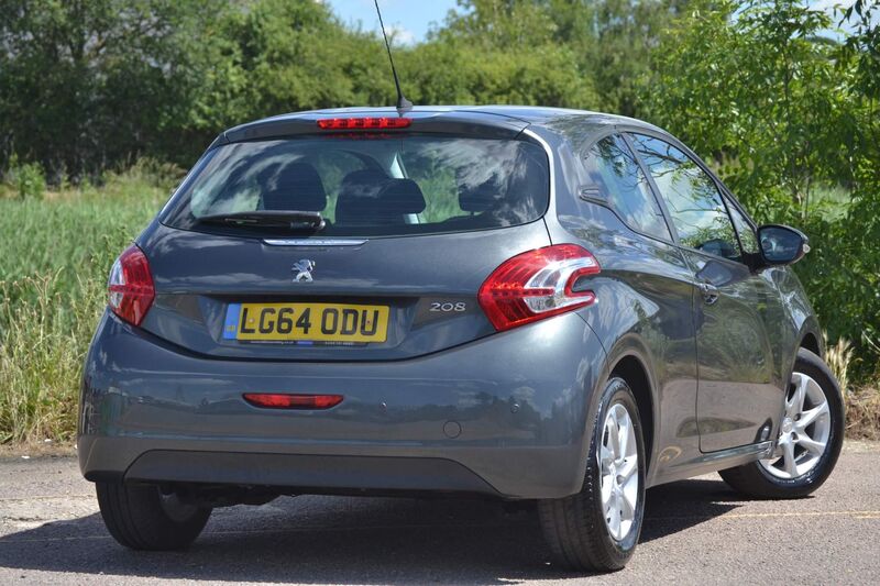 View PEUGEOT 208 1.2 VTi PureTech Active Euro 5 3dr