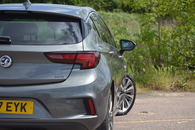 VAUXHALL ASTRA