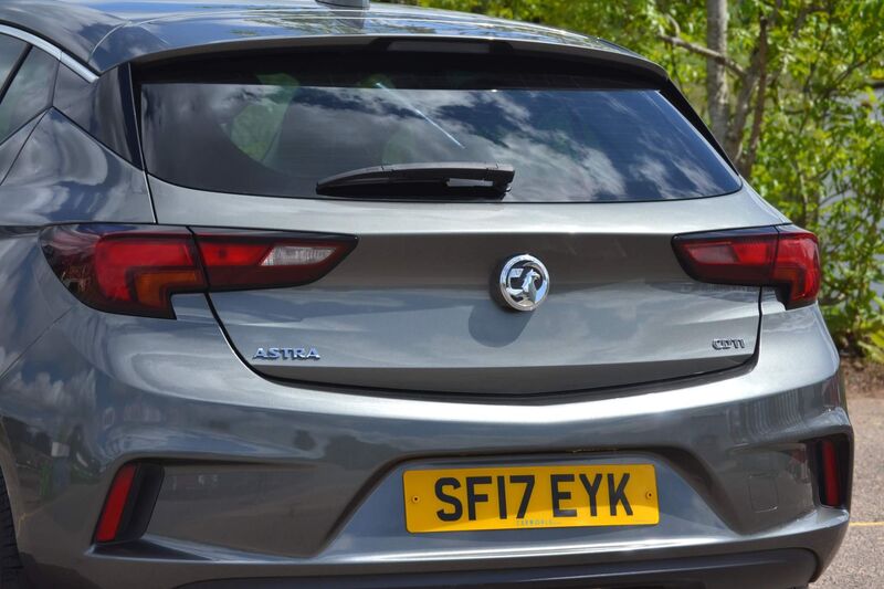 VAUXHALL ASTRA