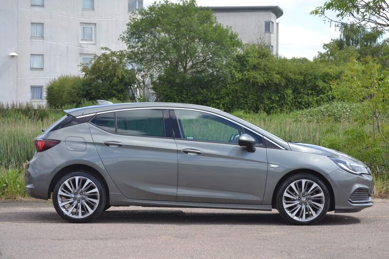 VAUXHALL ASTRA