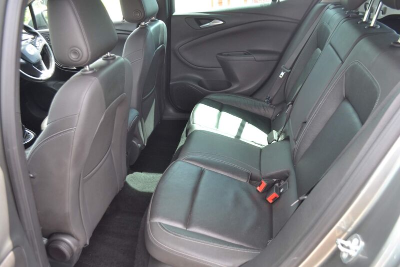 VAUXHALL ASTRA