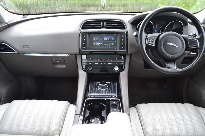 View JAGUAR F-PACE 2.0 D180 Portfolio Auto AWD Euro 6 (s/s) 5dr
