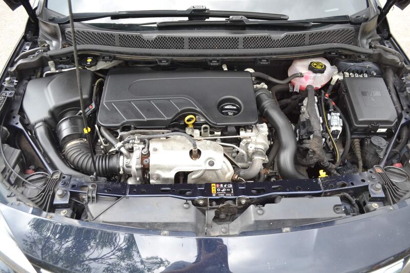 VAUXHALL ASTRA