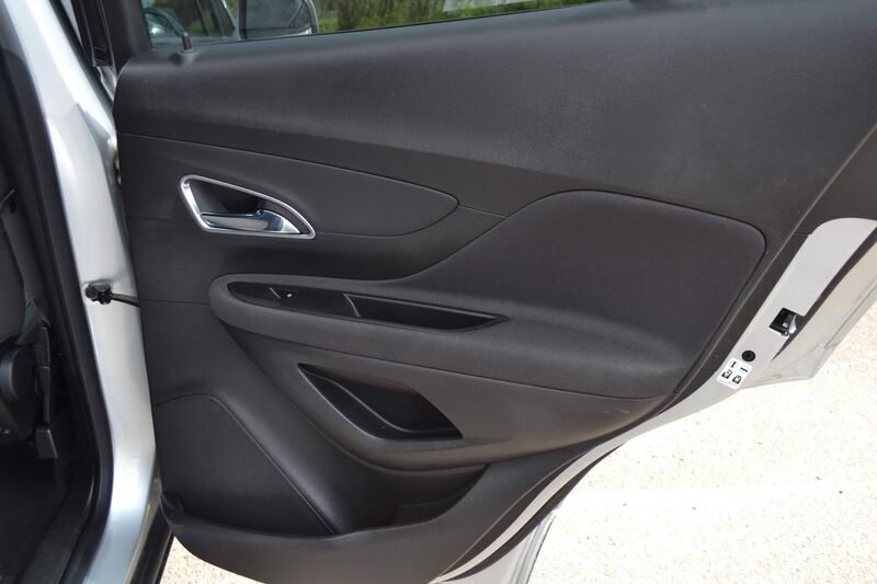 VAUXHALL MOKKA