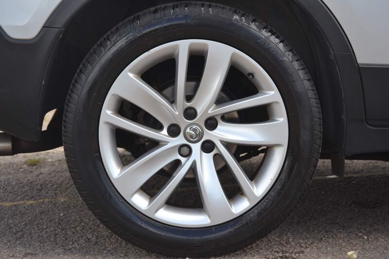 VAUXHALL MOKKA