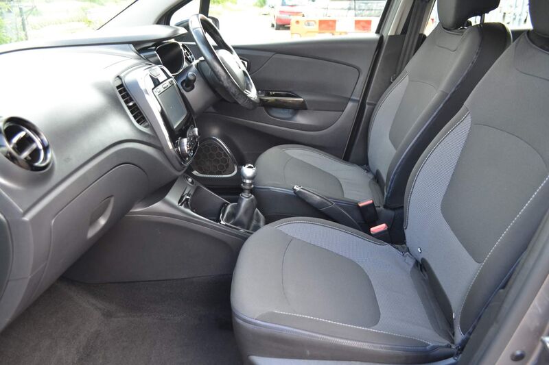RENAULT CAPTUR