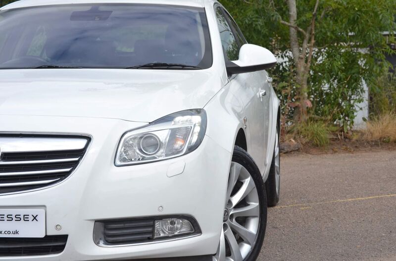 VAUXHALL INSIGNIA