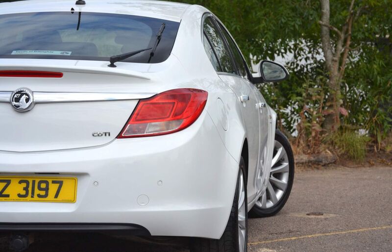 VAUXHALL INSIGNIA