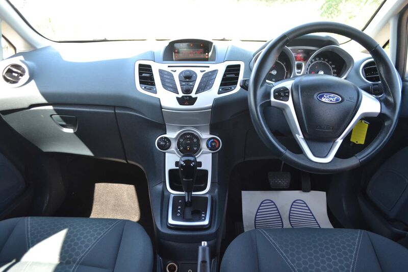 View FORD FIESTA 1.4 Zetec 5dr