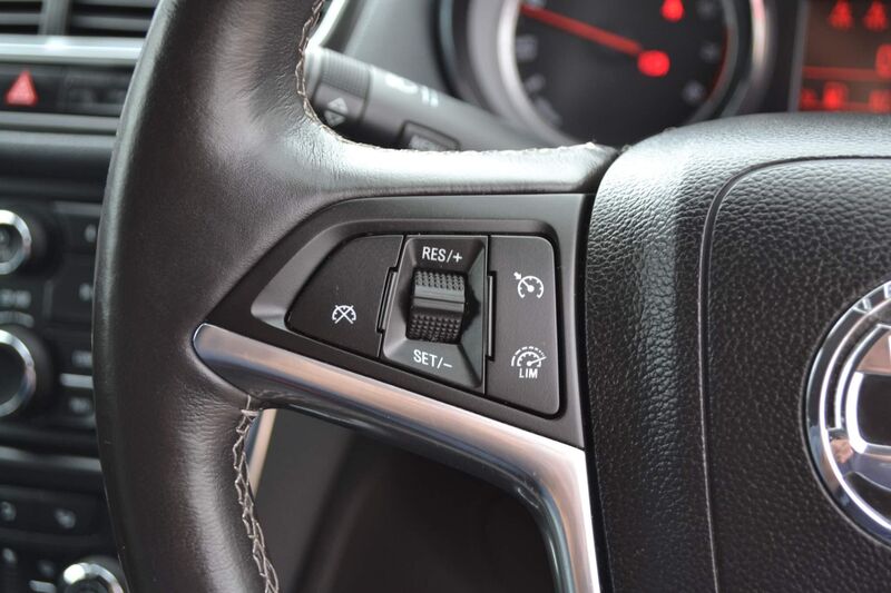 VAUXHALL MOKKA