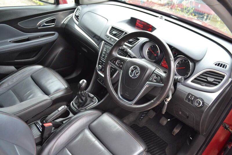VAUXHALL MOKKA