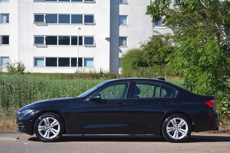 BMW 3 SERIES