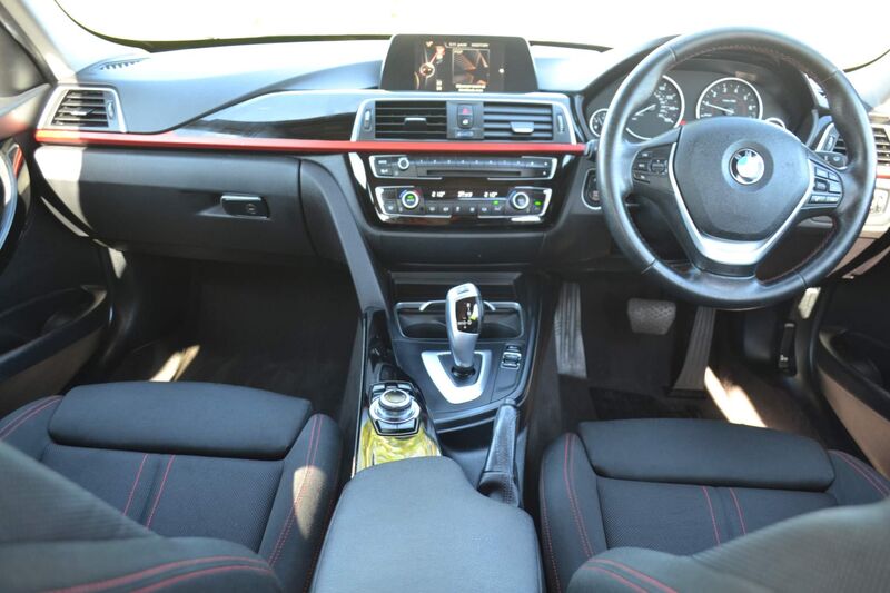 View BMW 3 SERIES 1.5 318i Sport Auto Euro 6 (s/s) 4dr