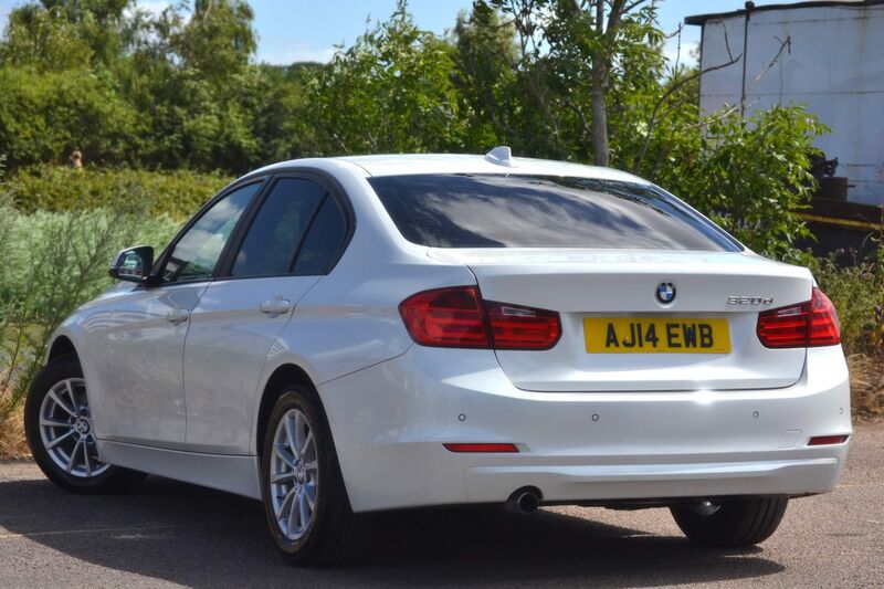 BMW 3 SERIES