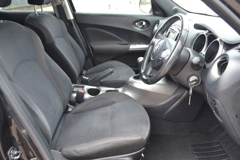 NISSAN JUKE