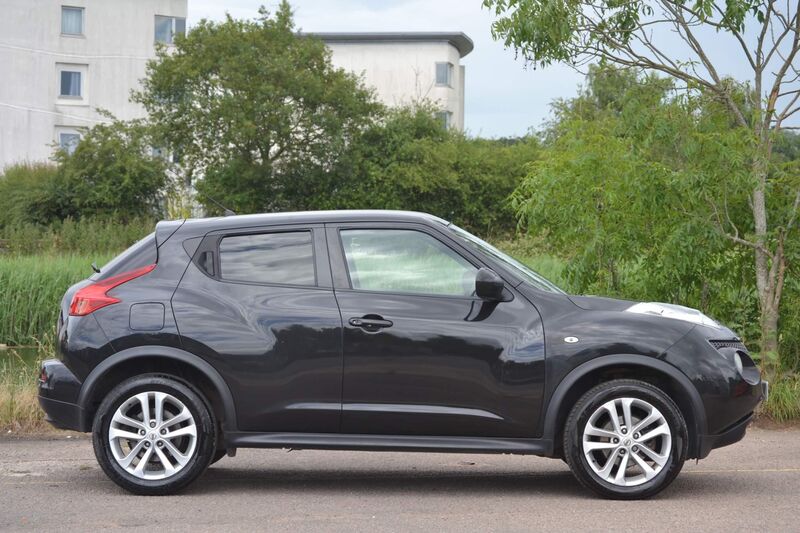 View NISSAN JUKE 1.6 Acenta Premium Euro 5 (s/s) 5dr