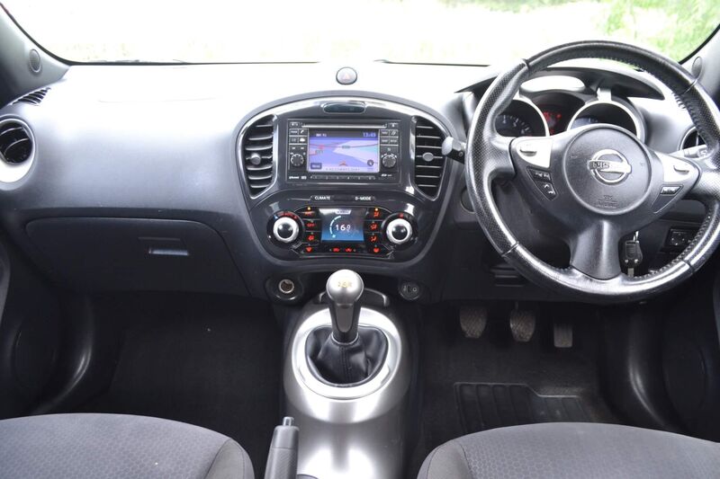 View NISSAN JUKE 1.6 Acenta Premium Euro 5 (s/s) 5dr