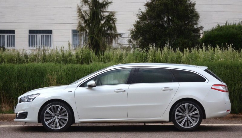 PEUGEOT 508
