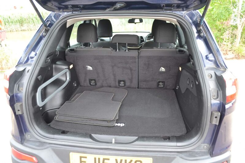 JEEP CHEROKEE