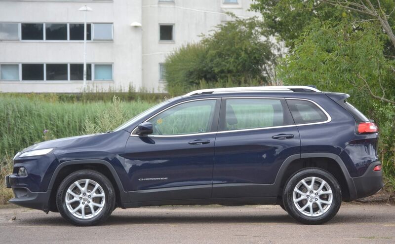 JEEP CHEROKEE