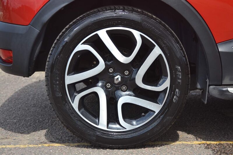 RENAULT CAPTUR