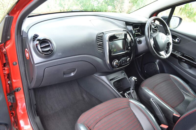 RENAULT CAPTUR
