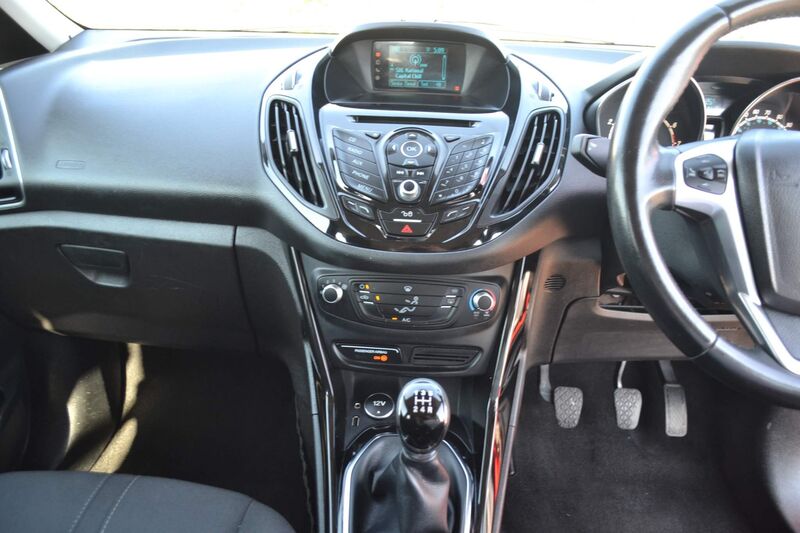 FORD B-MAX