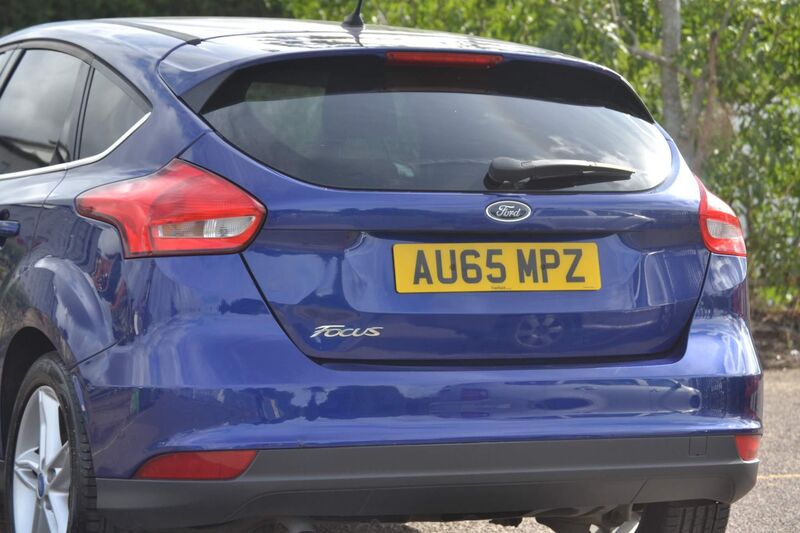FORD FOCUS