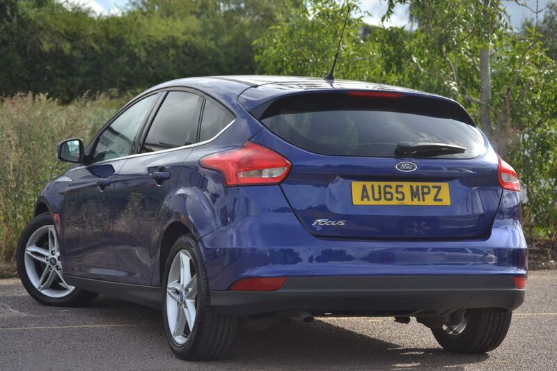 View FORD FOCUS 1.5 TDCi Zetec Euro 6 (s/s) 5dr